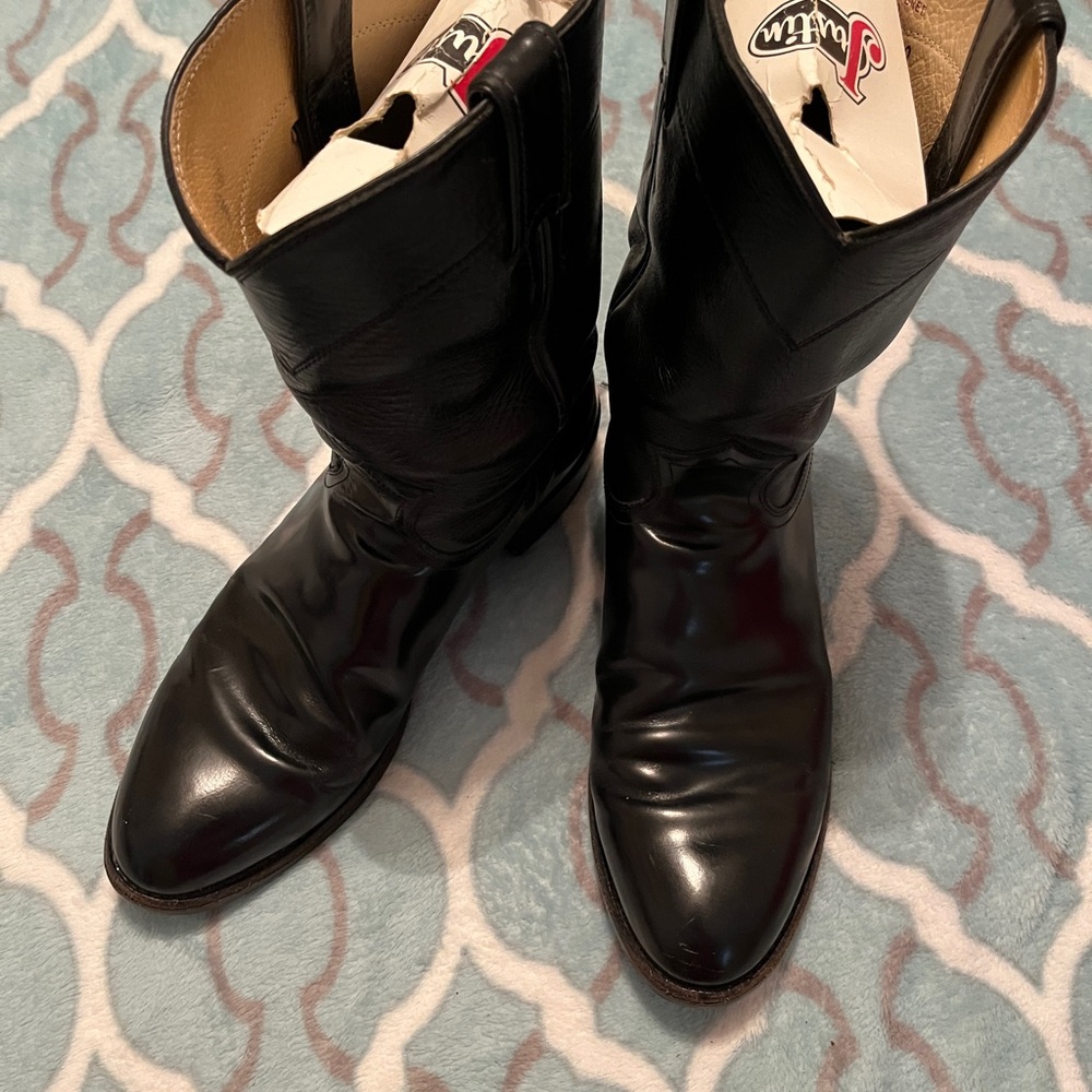 Justin Black Leather Cowboy Boots